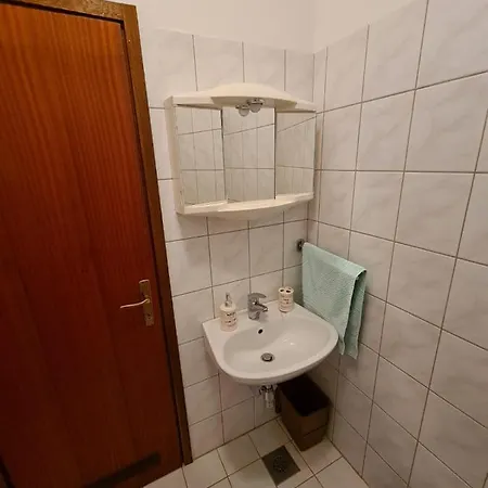 Jozic Apartman *
