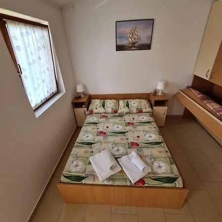 Jozic Appartement Njivice