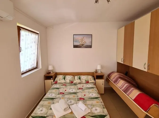 Jozic Appartement Njivice